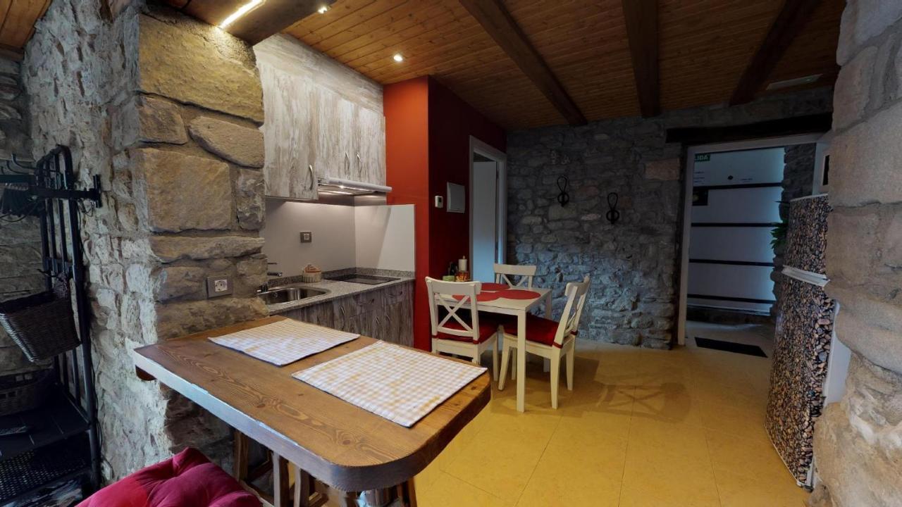 Casa Rural La Abadia-Apartamentos Graus Exterior photo